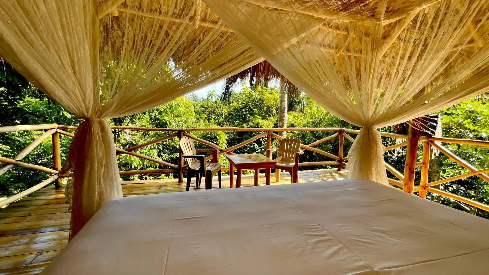 Rancho Romana Ecolodge Park V-01 El Limon